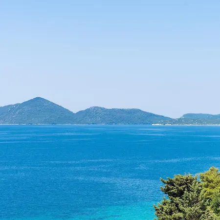 Cypress Sea Cove - Premium With Balcony And Sea View A2