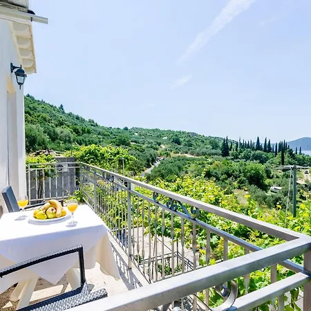 Cypress Sea Cove - Premium With Balcony And Sea View A2 Apartment