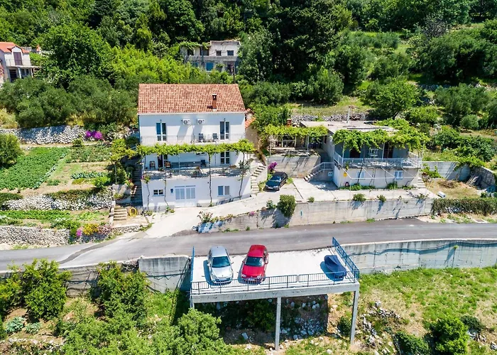 Cypress Sea Cove - Premium With Balcony And Sea View A2 아파트