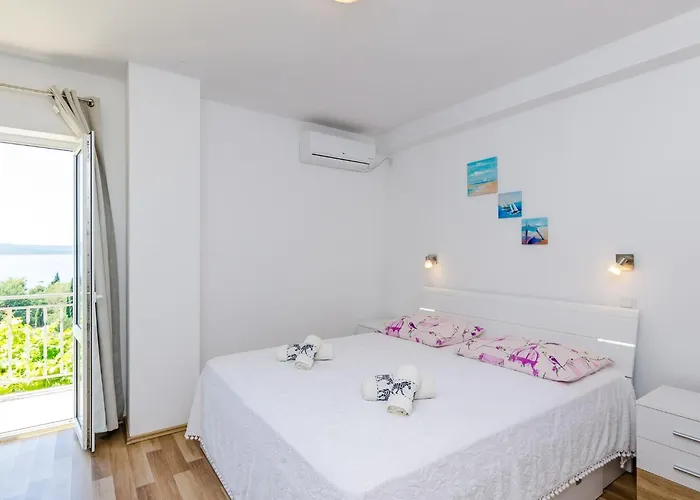 Cypress Sea Cove - Premium With Balcony And Sea View A2 *