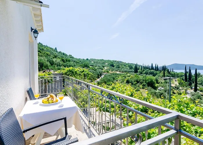 Cypress Sea Cove - Premium With Balcony And Sea View A2 아파트