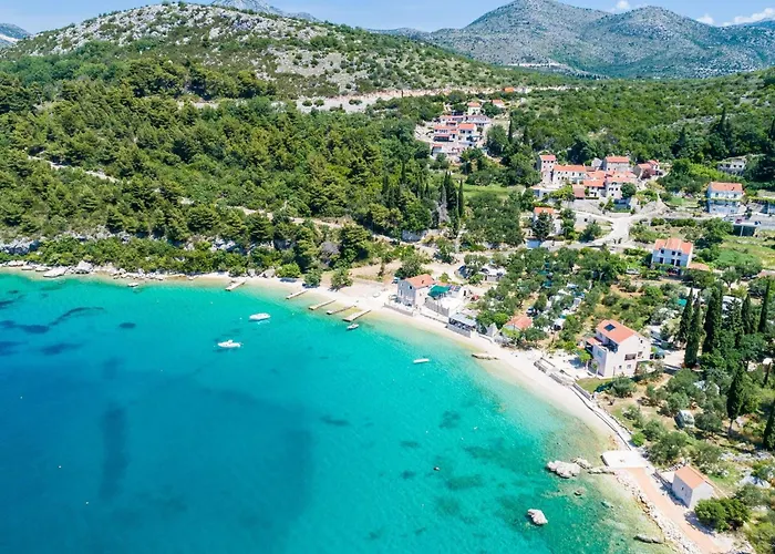 Cypress Sea Cove - Premium With Balcony And Sea View A2 아파트