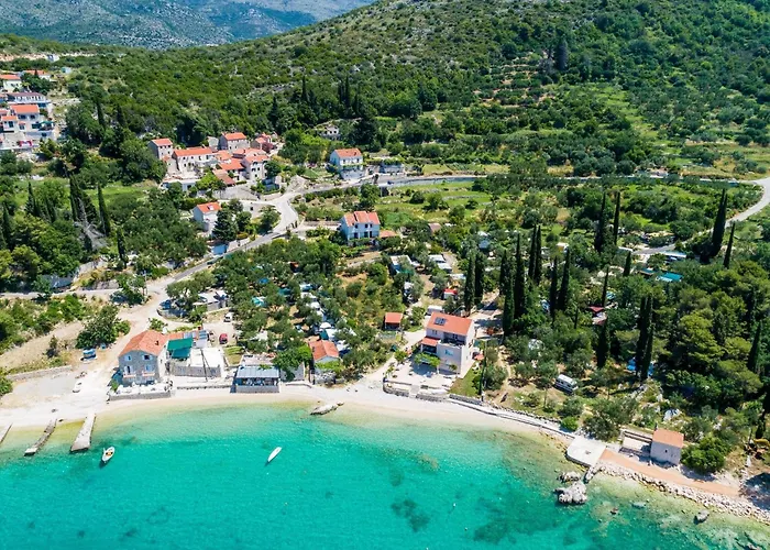 아파트 Cypress Sea Cove - Premium With Balcony And Sea View A2 *